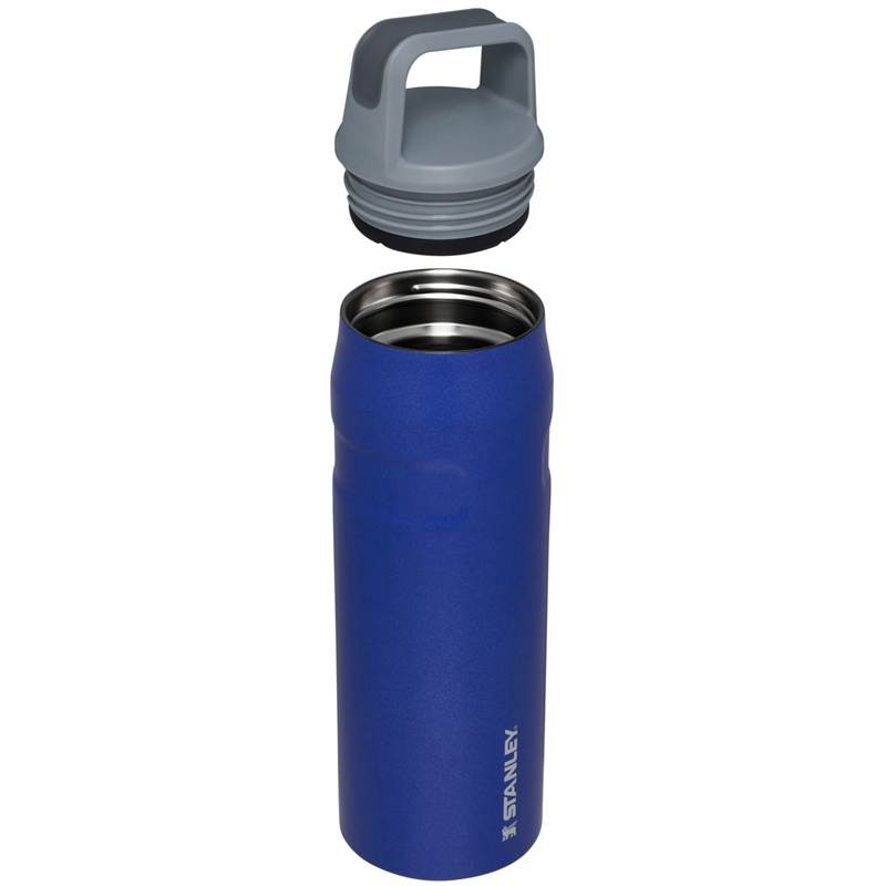 Stanley IceFlow™ Bottle with Cap and Carry+ Lid 24 OZ Bleu Marine | 3290-BCNMU